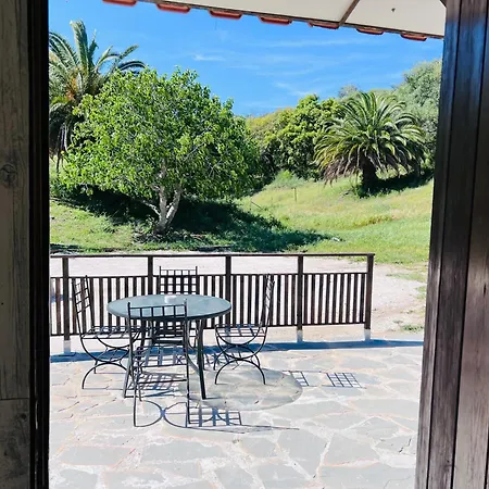 La Aldea De Santa Teresa, Casa La Higuera Casares
